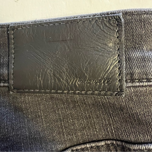 Madewell Washed Black 10” High Rise Raw Hem Skinny Jeans Sz 29T - Picture 14 of 15